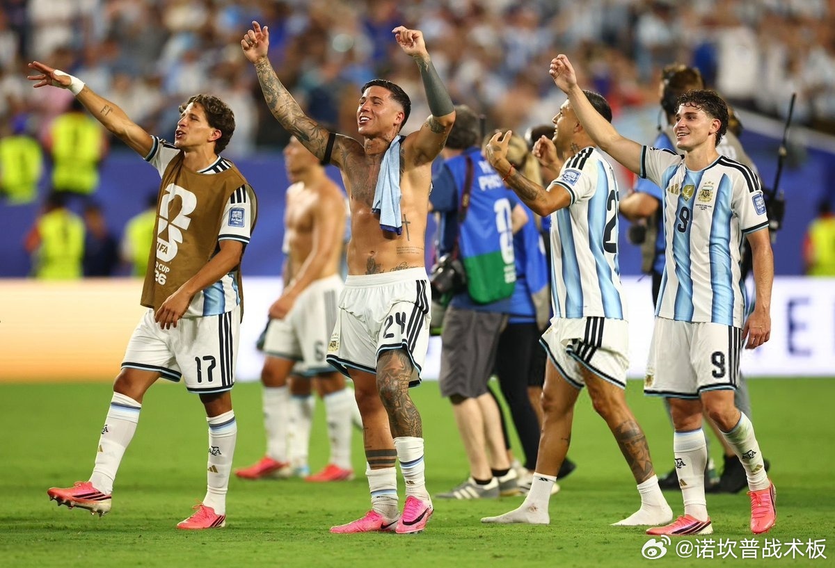 3-2险胜！梅西传射刷新三大纪录，罗梅罗加时头球折射送阿根廷晋级16强卫冕冠军阿
