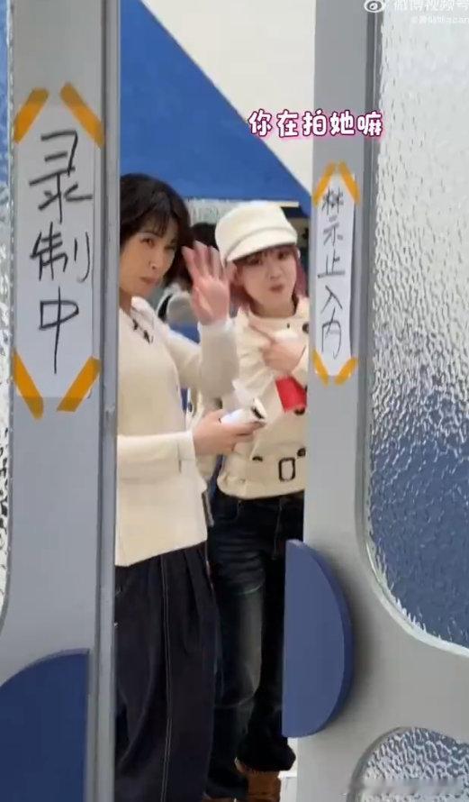 曾沛慈睡得太平黄灿灿找不到又暖心又搞笑，浪姐姐姐们氛围感真的超好乘风2026