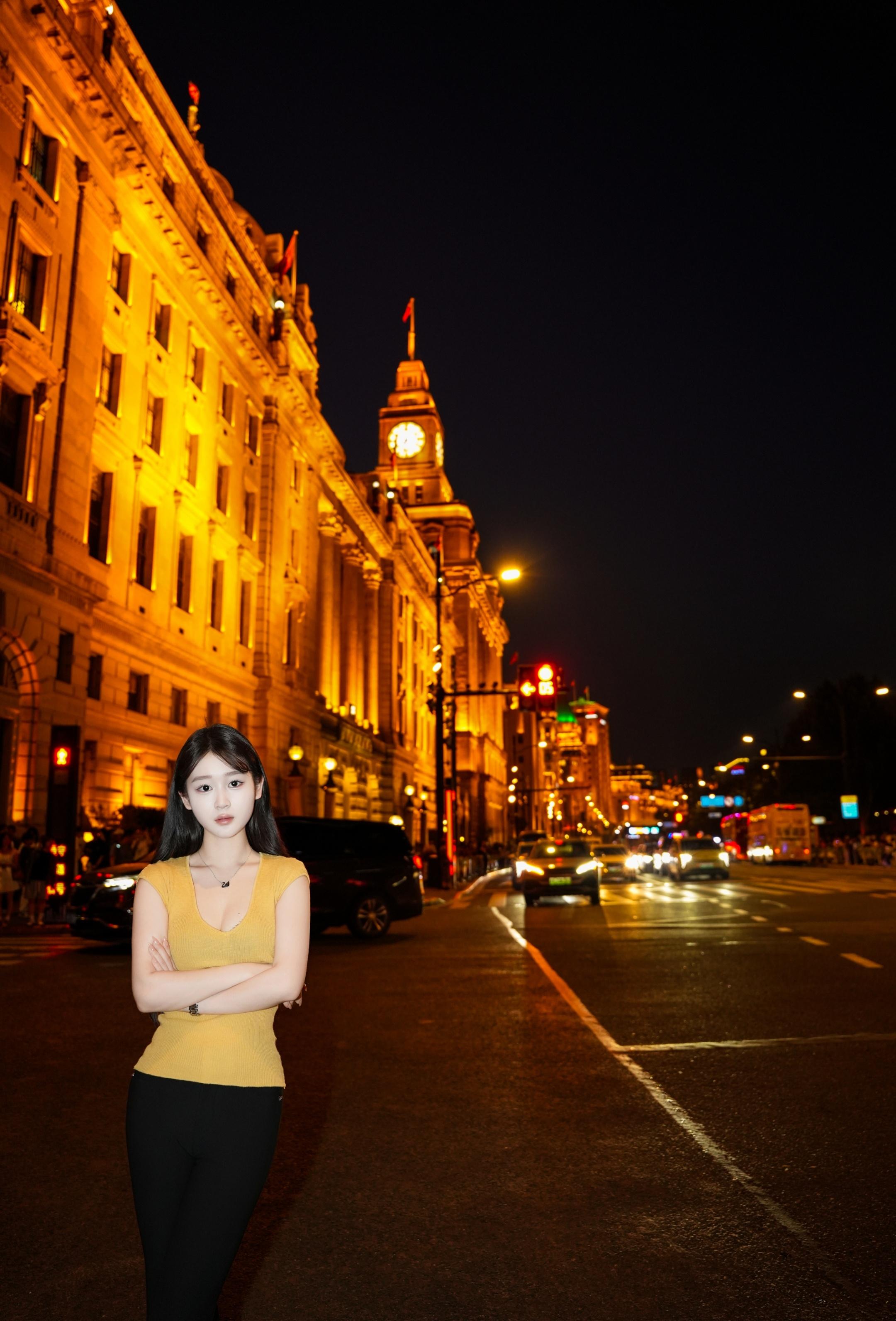 原来你看上的海  是纸迷金醉的上海