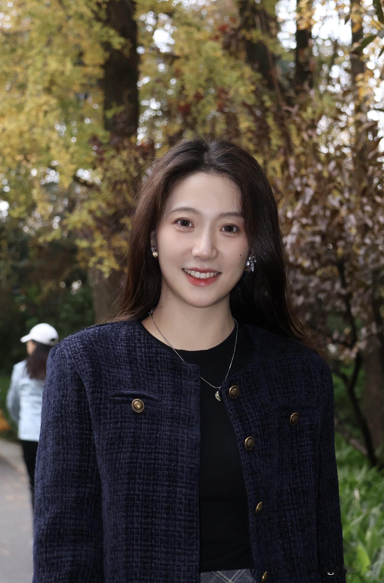 胡杨林，如诗如画
如梦如幻，让人沉醉在这片美丽的黄色海洋中