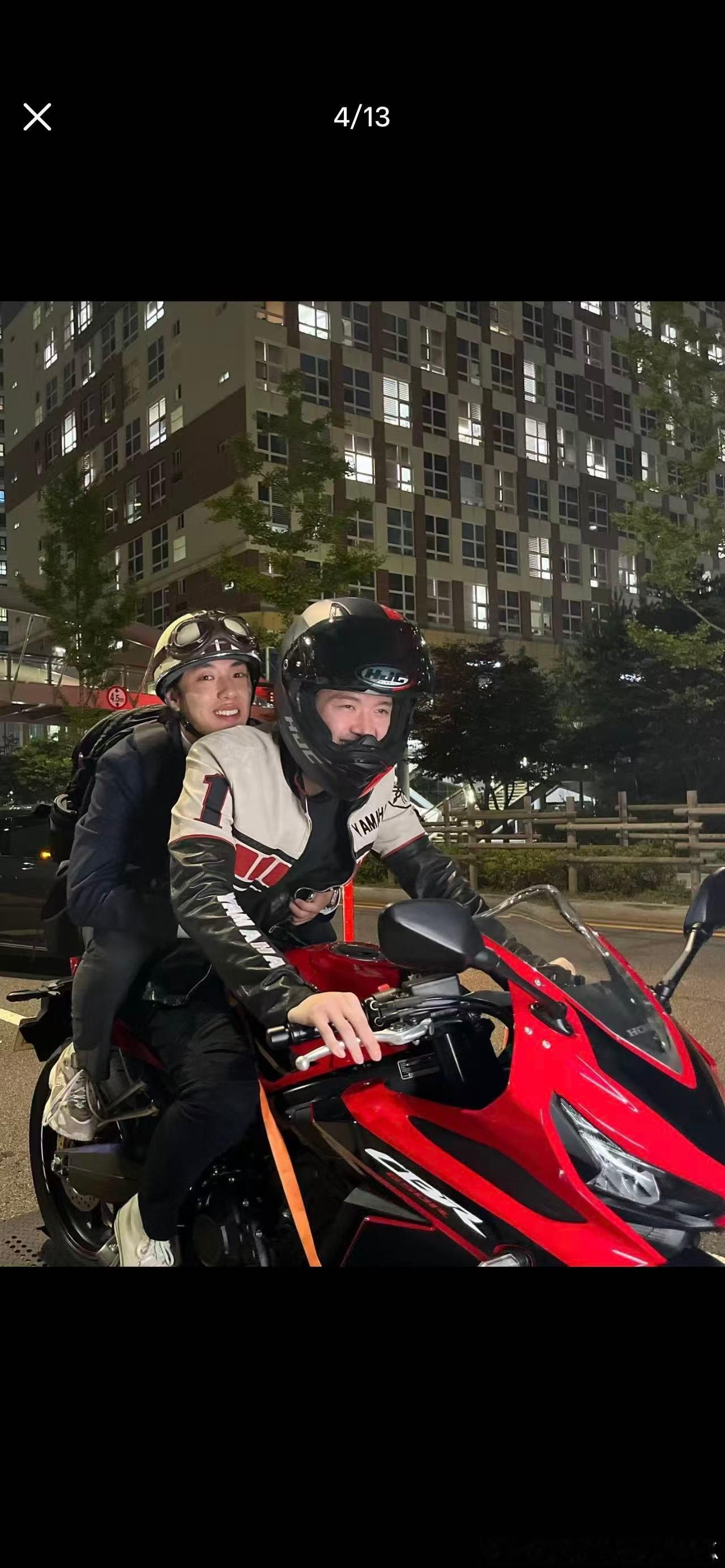 检察官的提案  来一组既搞笑又帅气的照片认真拍戏的泰善和采河图2️⃣的采河 有一