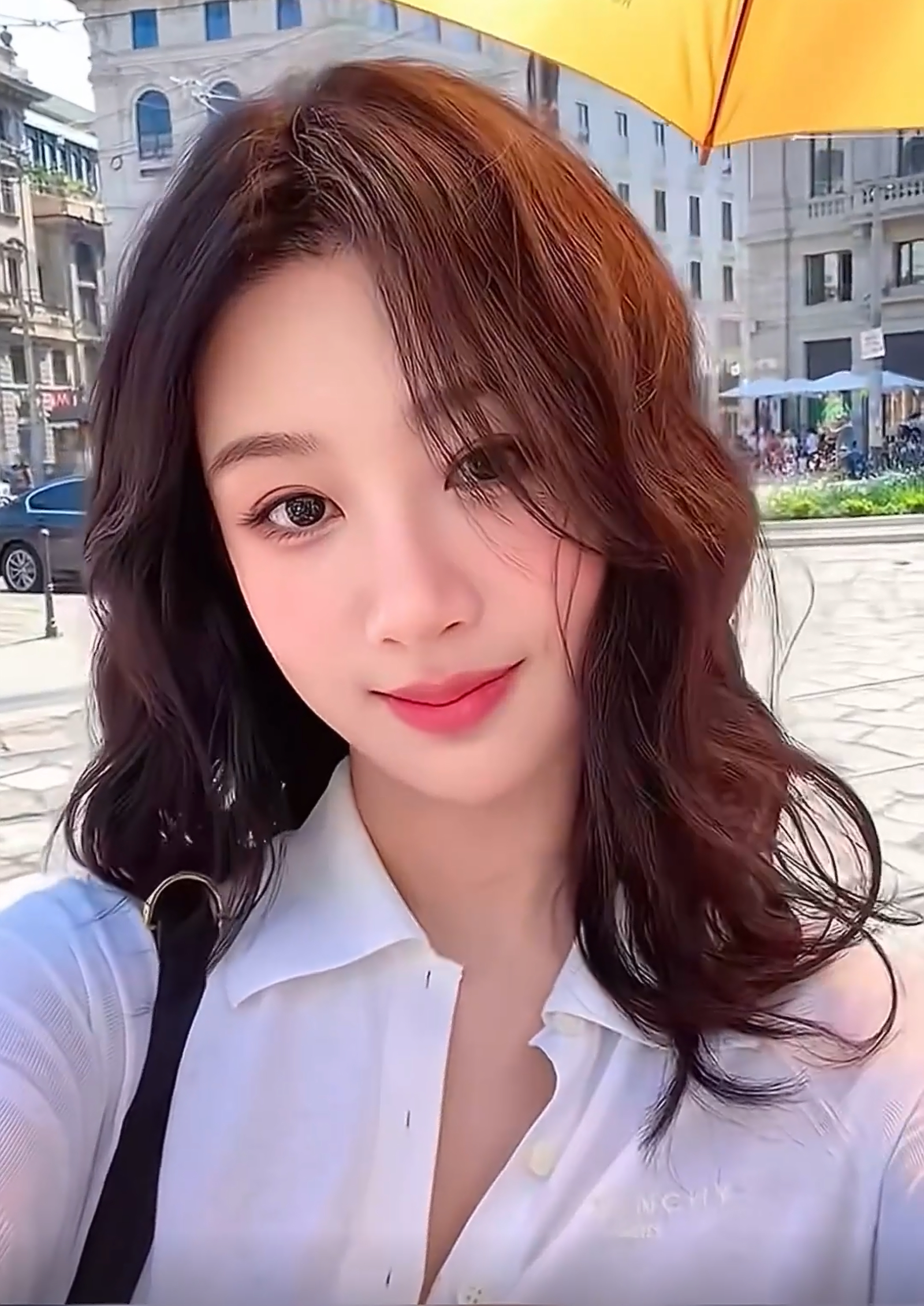 杨紫眼睛真的好漂亮，水灵灵的 