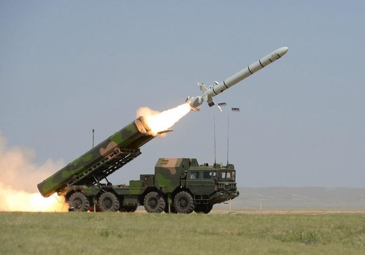 弹药消耗的疯狂数据
• 战斧导弹：库存告急
开战1个月已发射850枚，占美国海军