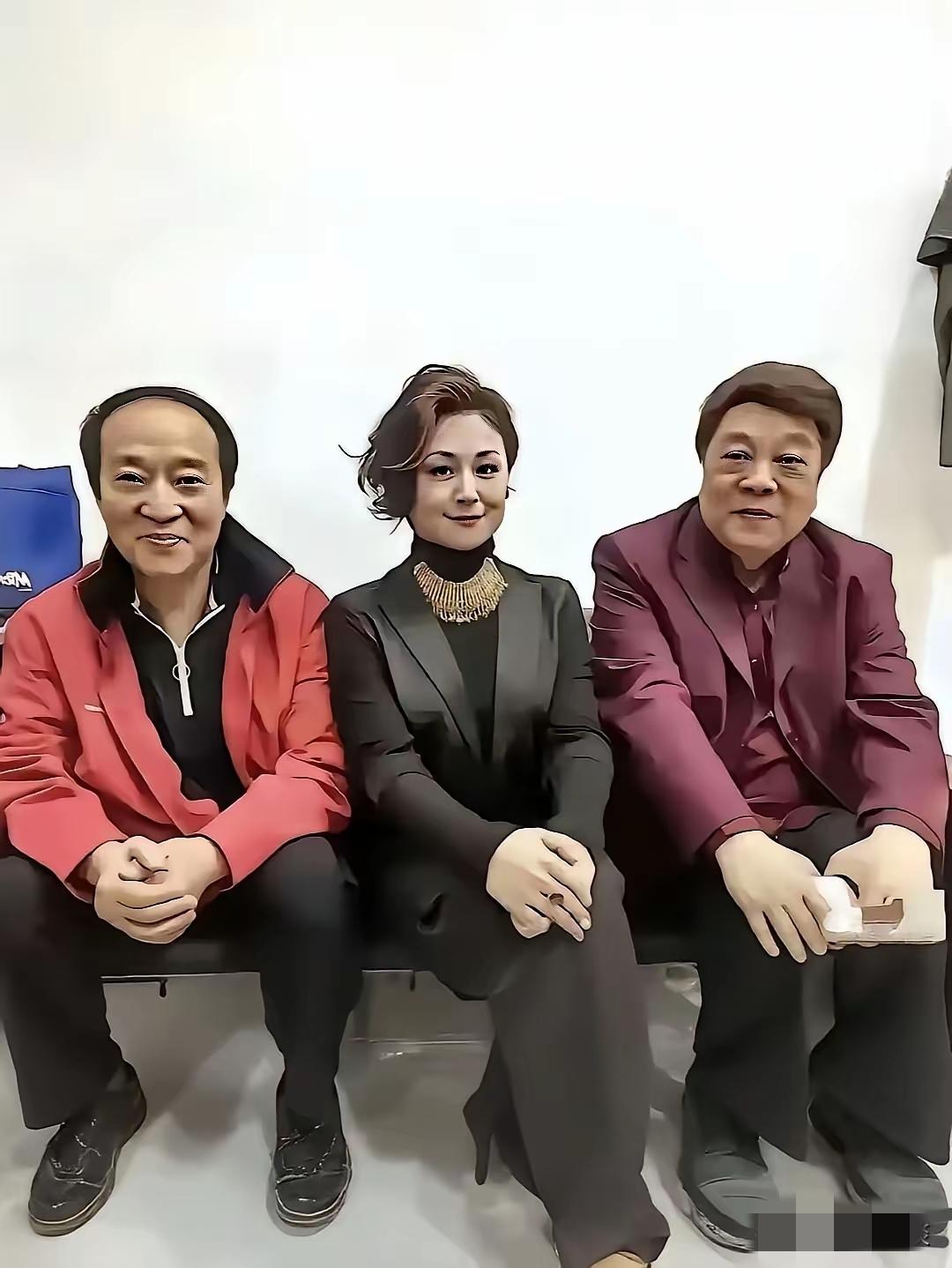 我敢打赌！能把这三个人认全的人不多了！说说看，他们是谁？