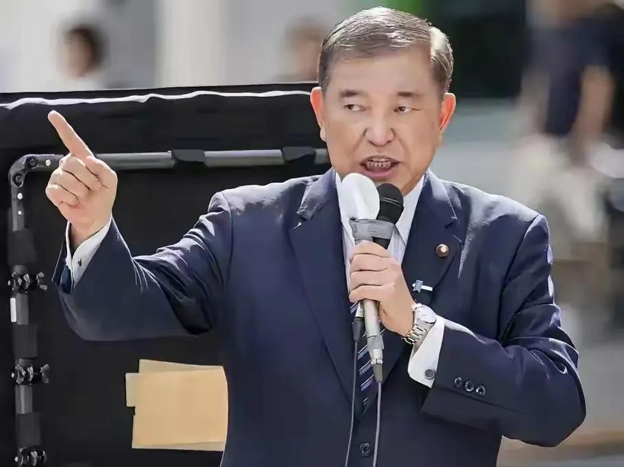 我们根本不在乎谁当日本首相
日本右翼分子石破茂即将成为日本下一任首相，我们国内一