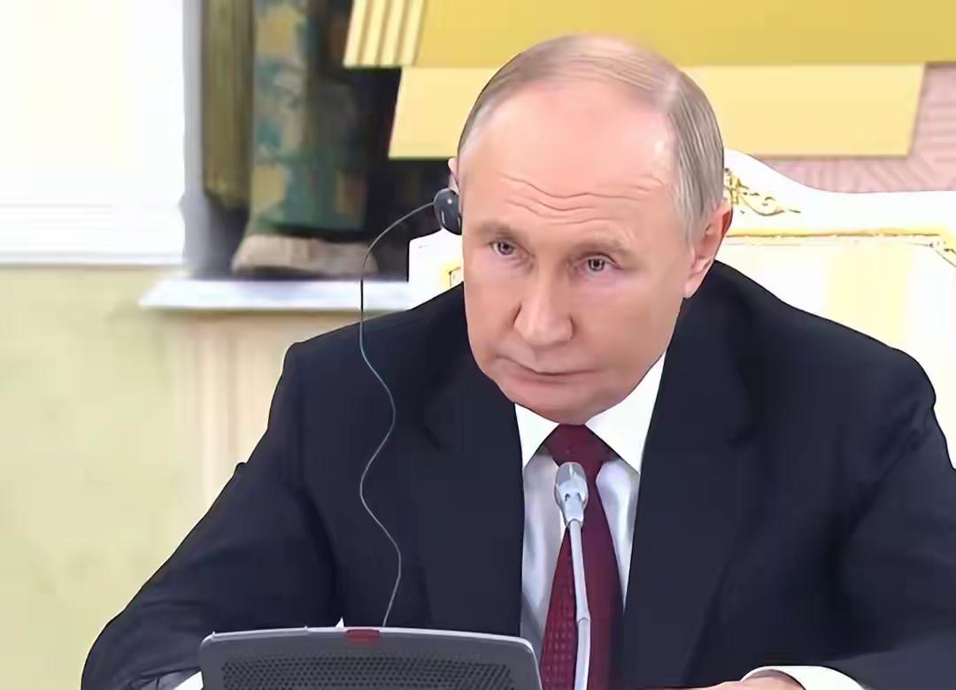 普京误判局势？乌方割地条款删9条，中方打破沉默，联合国收紧急通报
 
俄乌冲突突