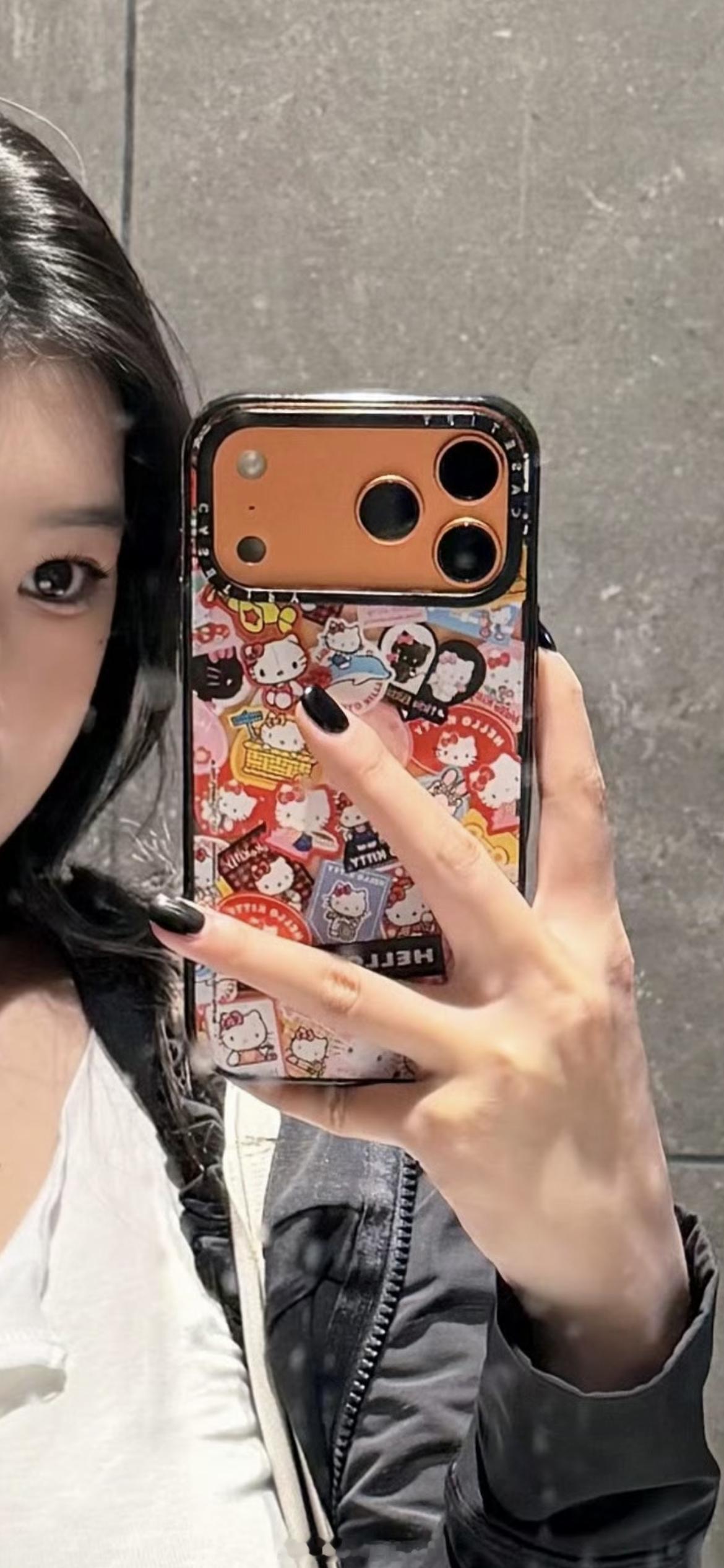 富人新标识：iPhone戴casetify手机壳！ ​​​