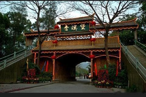 【香溪堡】香溪堡因其历史悠久、建筑独特，被誉为华南第一古堡。景区内古堡、五宅和廖