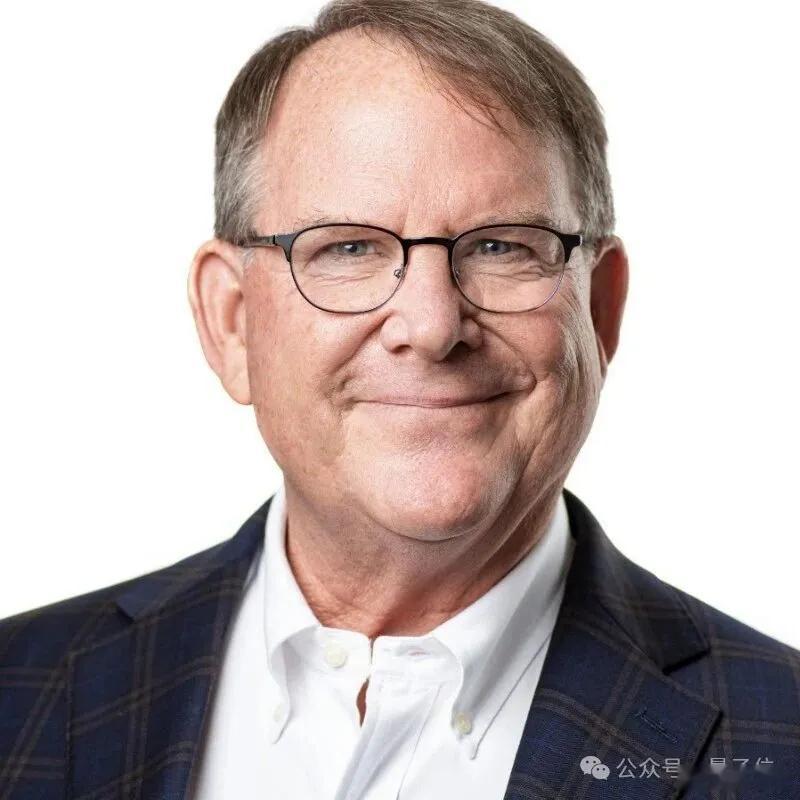 猎头黄仁勋英伟达干活钟爱华人创业团队 已经是全球市值第一了，还怎么继续往上走？英