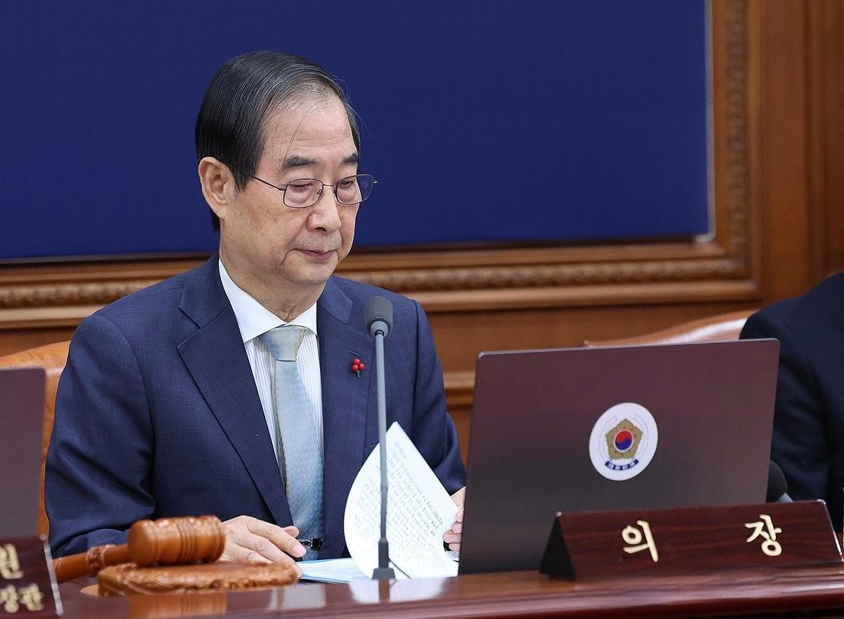 韩国代总统遭警方调查，在野党要求弹劾，或与尹锡悦共唱《铁窗泪》

20日，韩国警