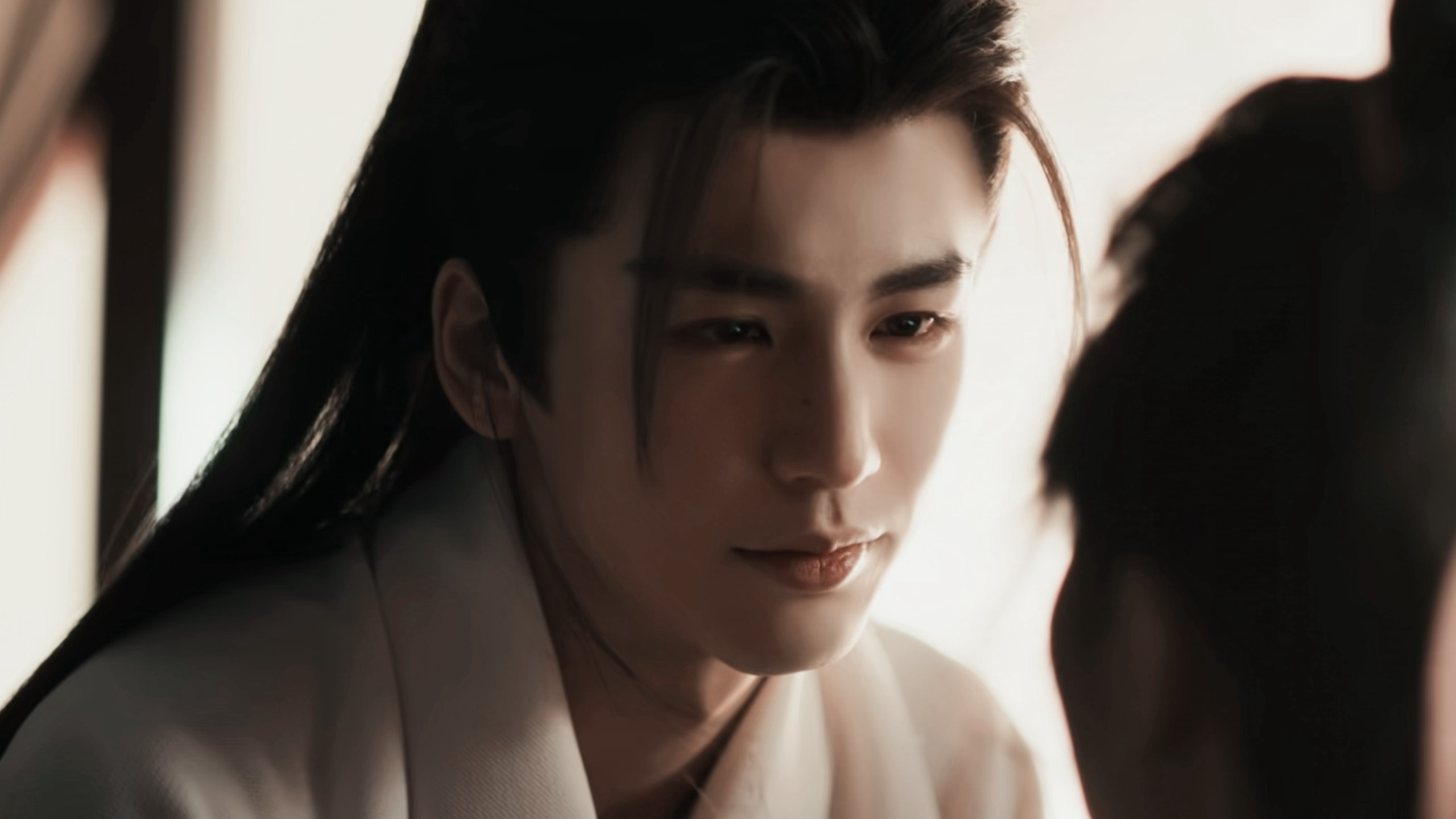 谢征听见樊长玉说“我杀猪养你”的这个眼神。。温柔得要化掉了。。。 