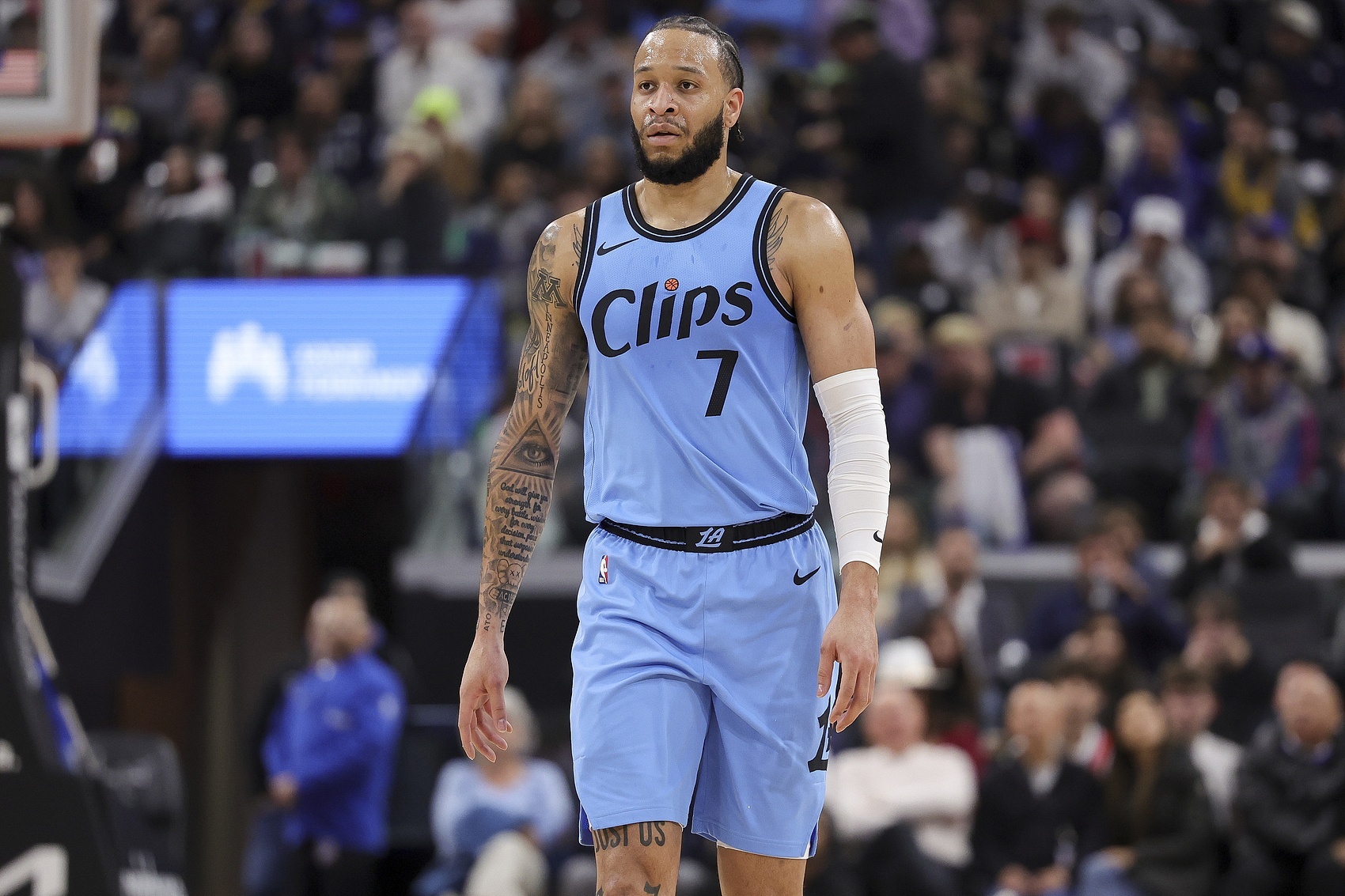 Shams报道，科菲一年合同加盟雄鹿！ nba自由市场 ​​​