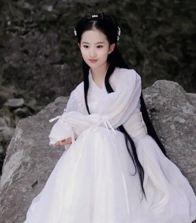 长大后才懂，小龙女为何不杀尹志平，只有一灯大师读懂了她的心思
小龙女是《神雕侠侣