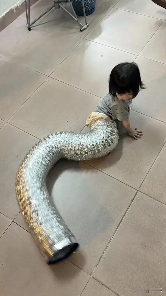 这熊孩子 回家吓一跳！