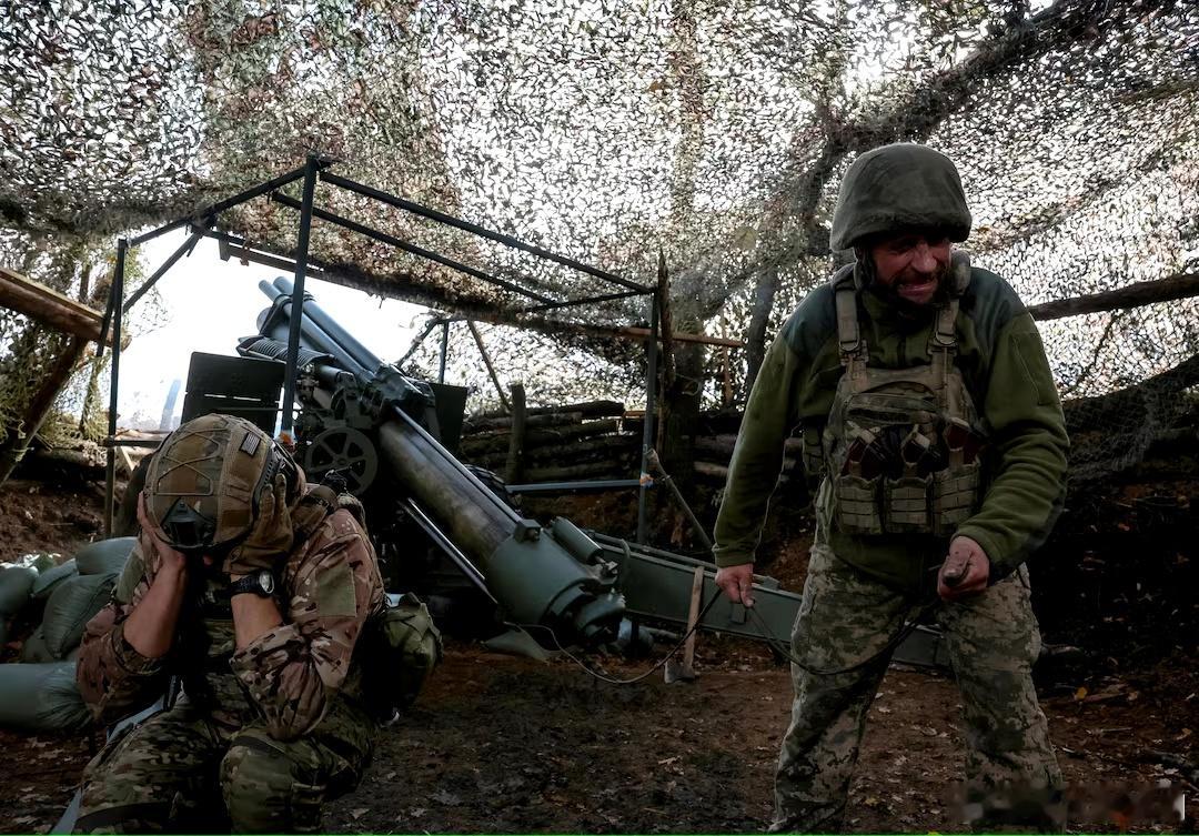 乌11名特种兵遭俄军击毙热点解读烽火问鼎计划 乌克兰本周表示，它已将一架直升机与