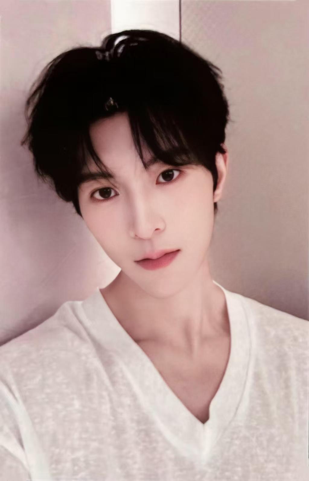 ⚽ 大家都在复制可爱的文案，可惜了，邱邱的可爱你复制不了