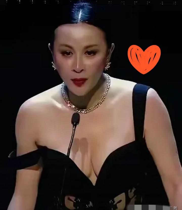很多人心里一直有个解不开的疑惑。同样是女性隐私部位，普通人日常遮得严严实实，生怕