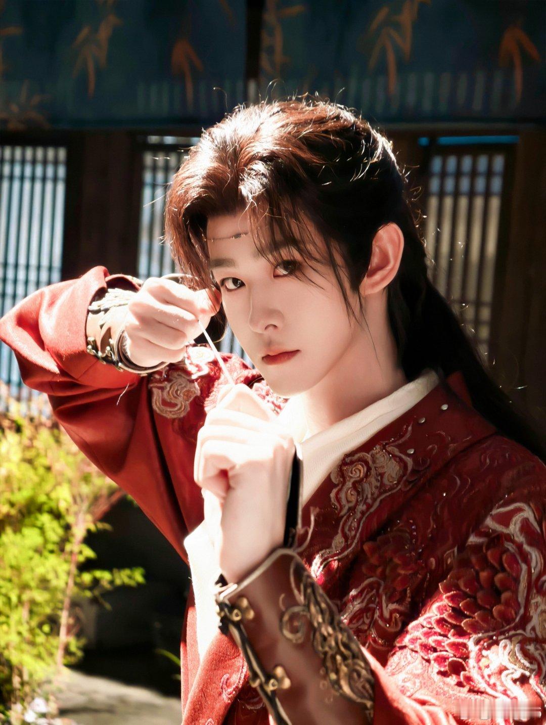 田嘉瑞梁一寒 🐦田嘉瑞觉醒之重启 坚持的方向是梦想的风向，微笑的地方是有你的地