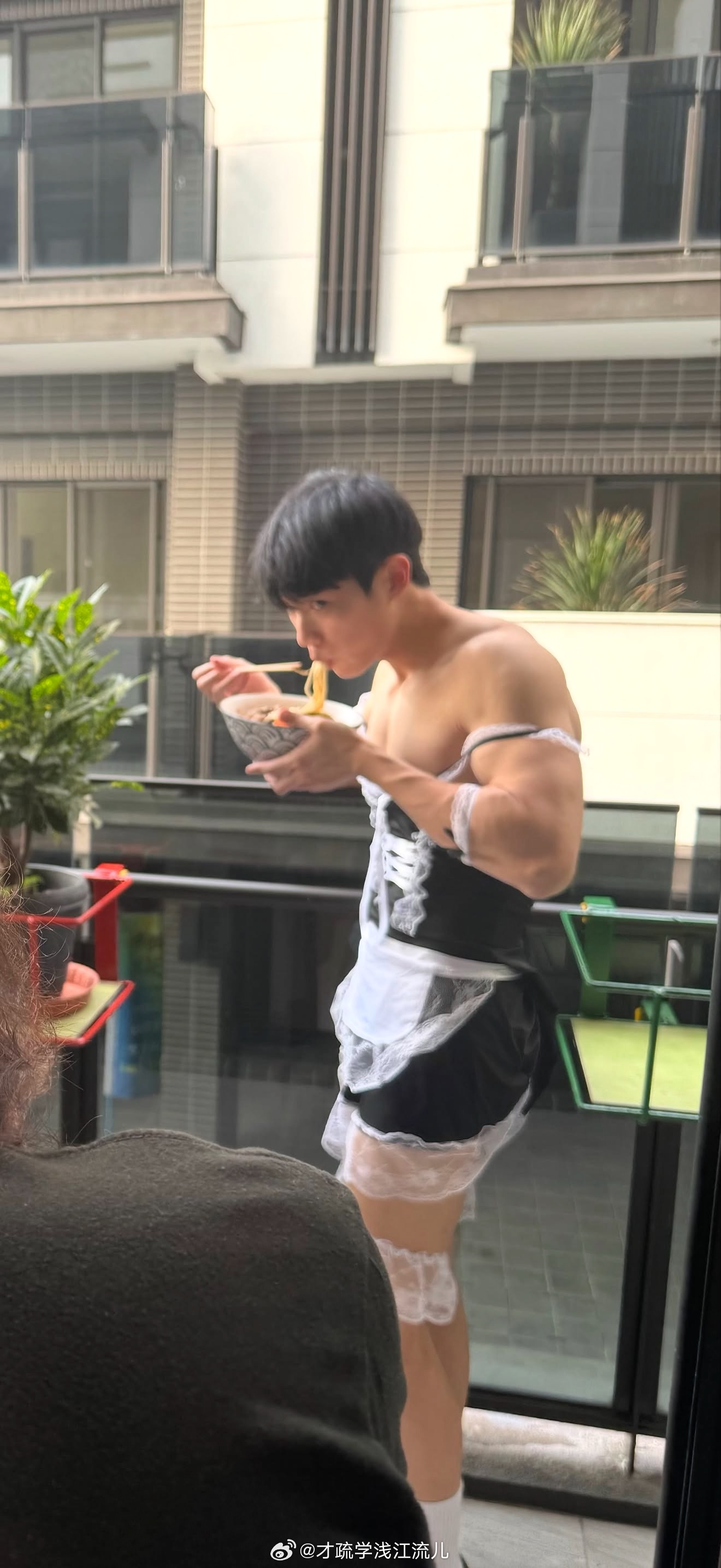 肌肉萝莉 