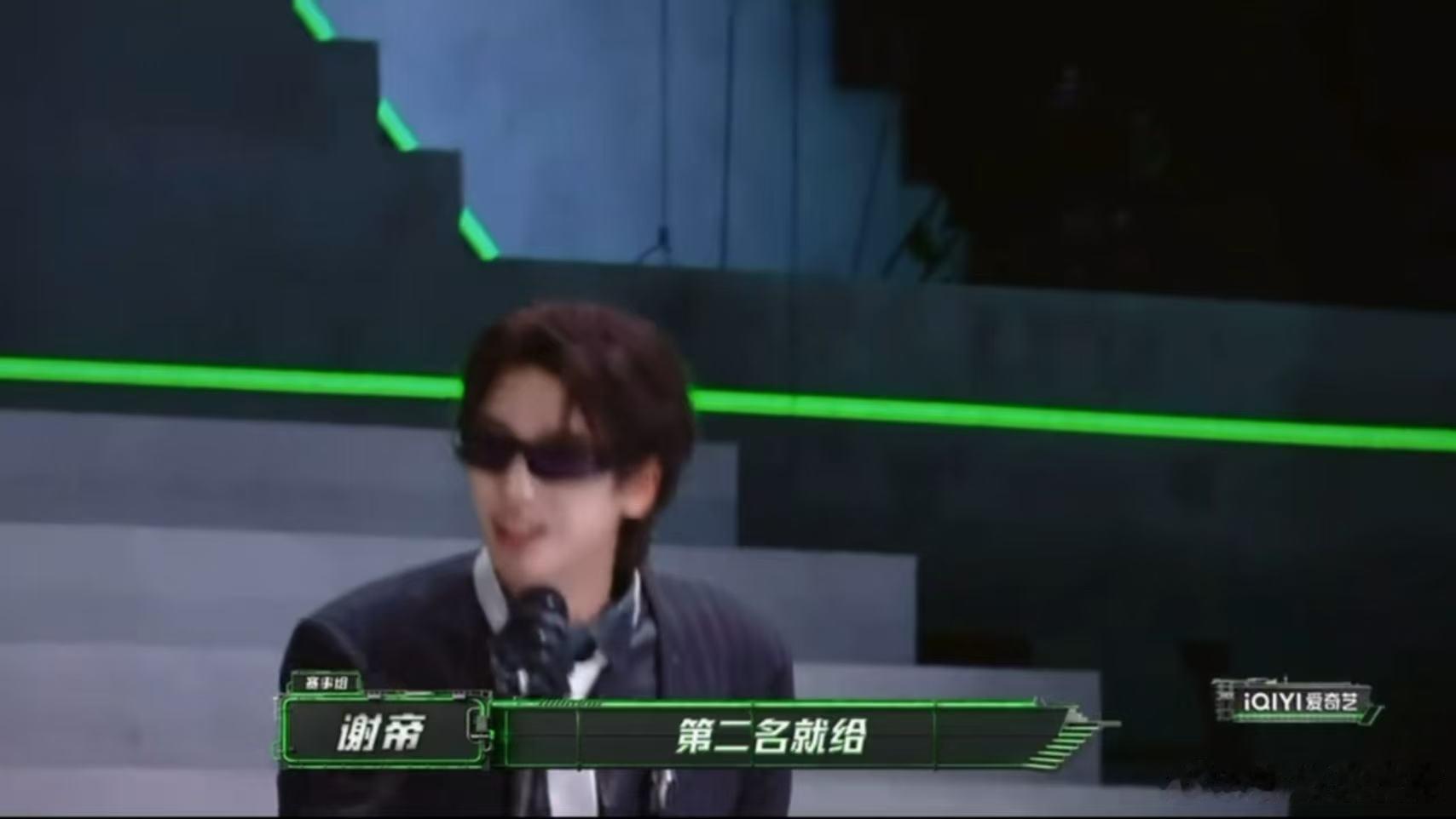 谢帝TOP3把严浩翔放第一位真不是敷衍，他提TopBarry和黄旭时严浩翔也认真
