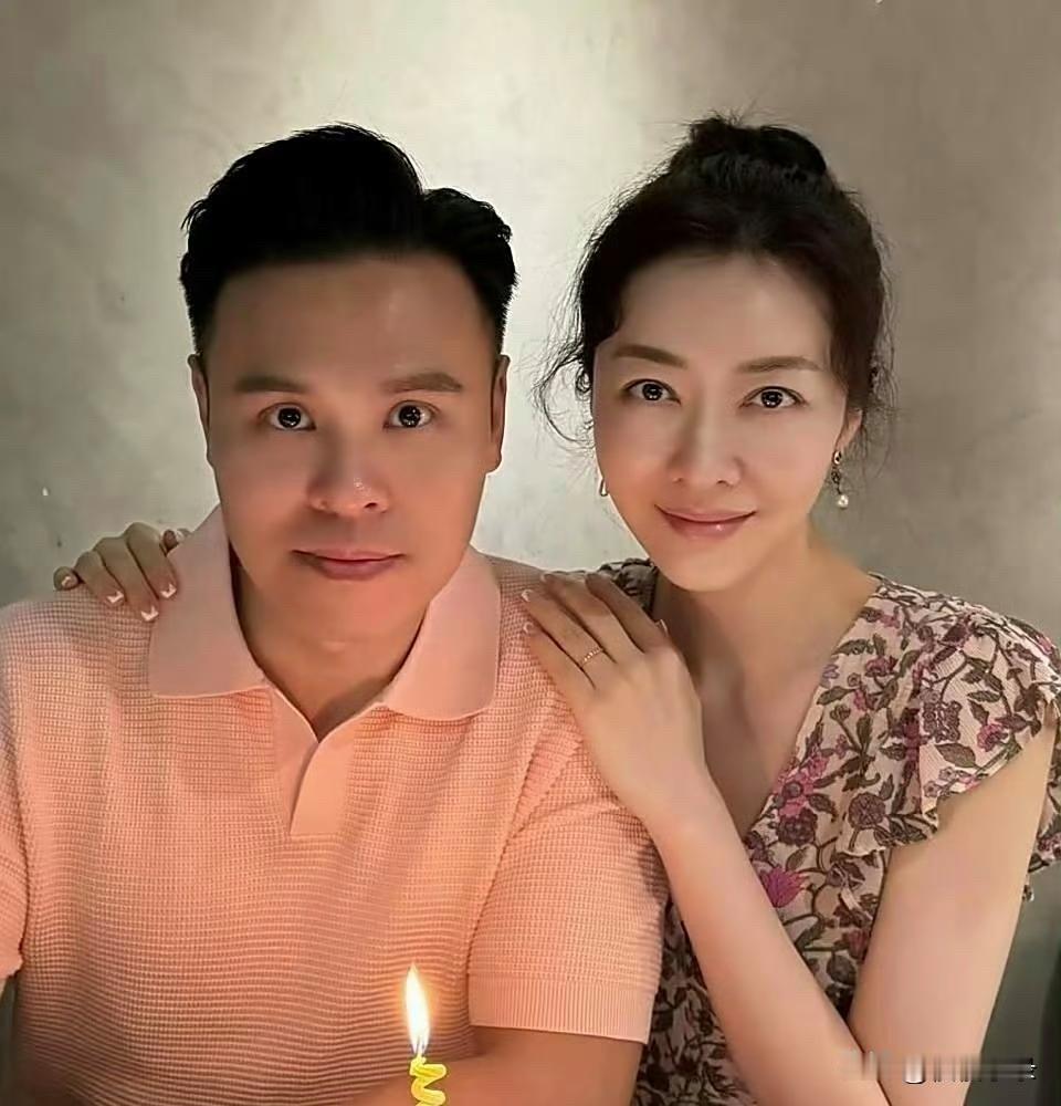 最近，熊黛林老公身家相关话题引发讨论。有消息称，熊黛林嫁的并非传统意义上豪门，其