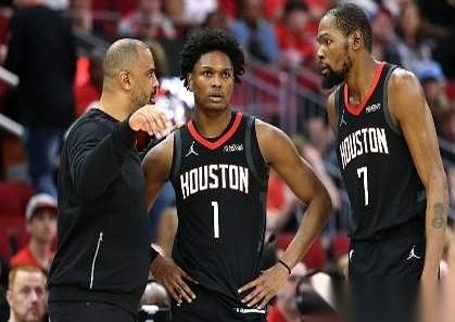 赢了，但又好像没完全赢。
讲真的，今天这场球，感觉就是杜兰特和申京这两个“爹”，