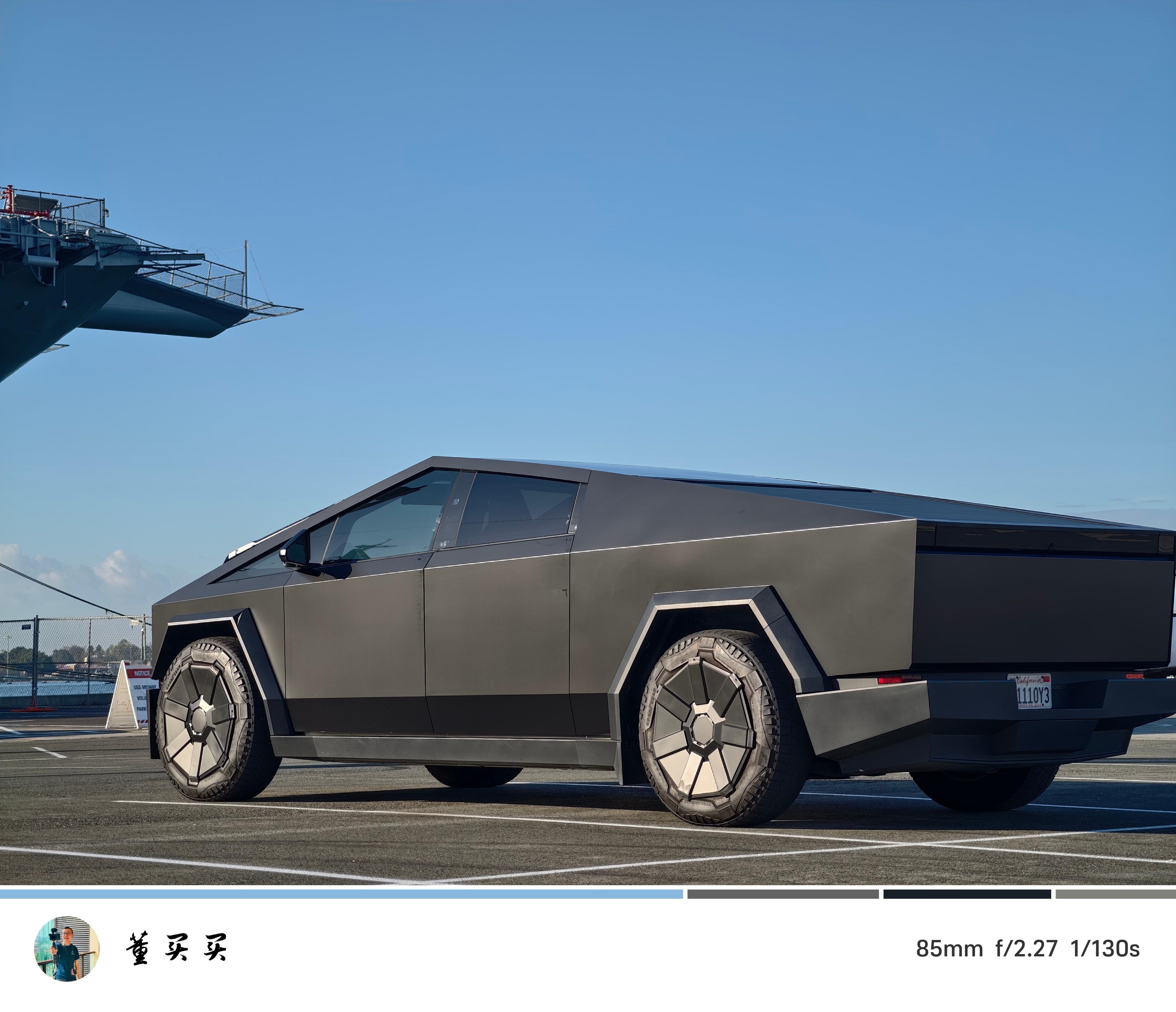 Cybertruck曾是我很向往的车，它也有后轮转向和线控转向，我曾觉得要是去美