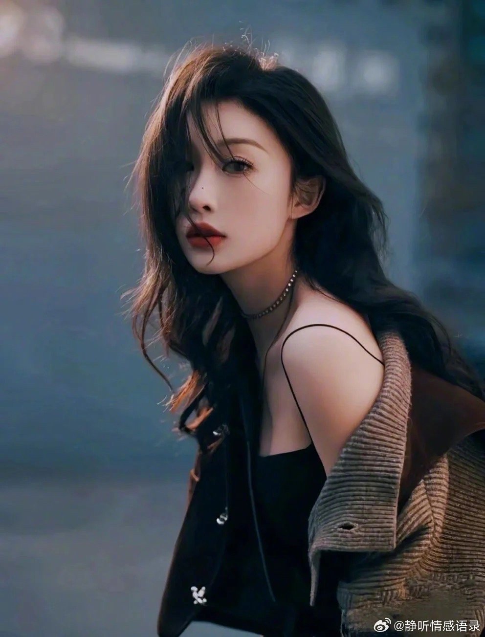 “两个人频繁的生气、频繁的吵架、互相埋怨、心经不起一次次地伤害，伤多了就再也不会