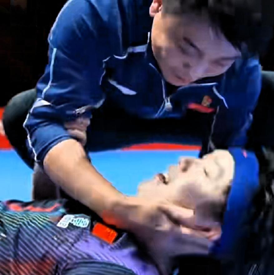 澳门单打世界杯男子决赛最后消息：
王楚钦第5、6、7局，分别以8-11，11-4