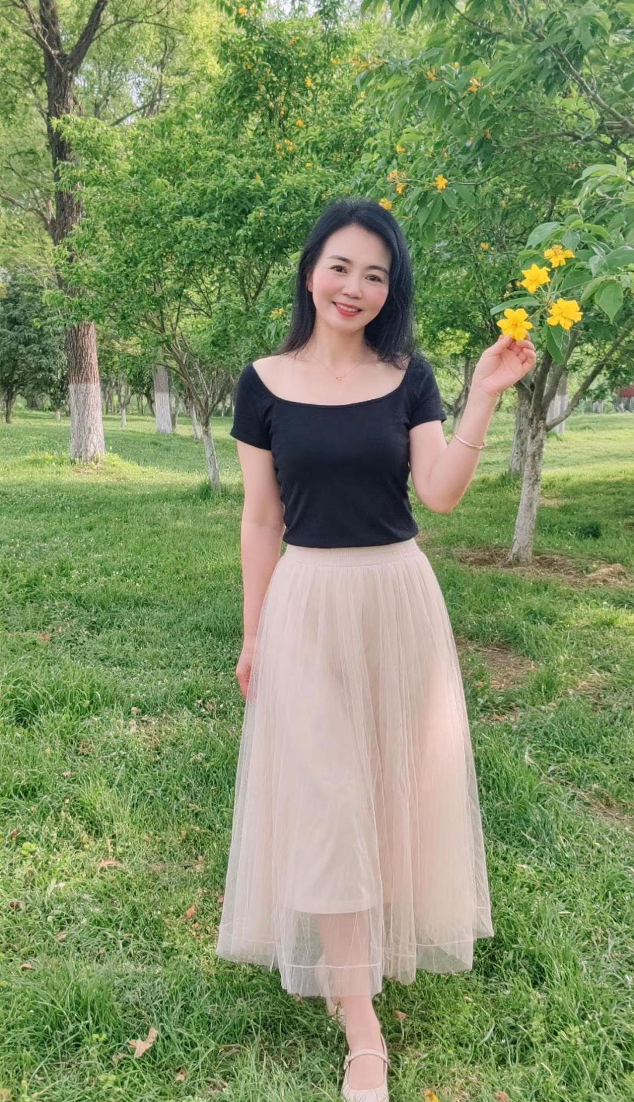 我真心希望你每天都能缠着我聊天，问问我一天都去哪了、干啥了。我可喜欢这种被你“缠