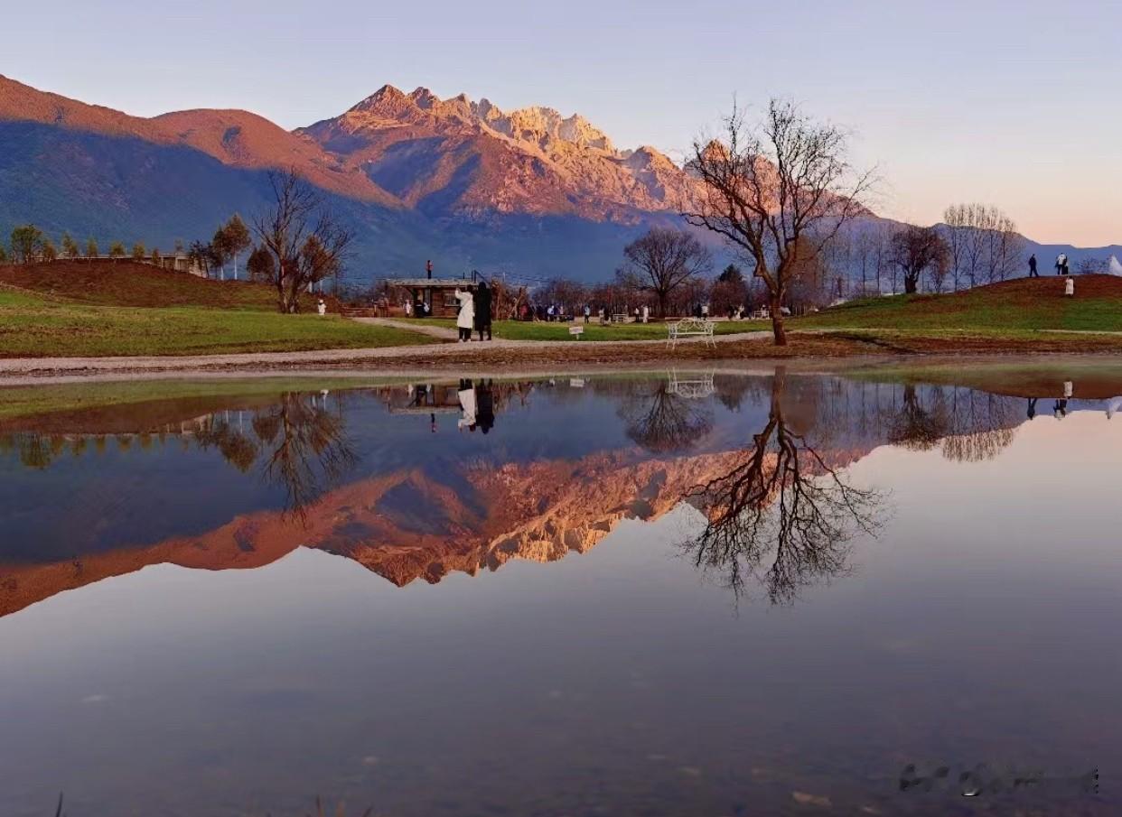 国家是人民的，是无数革命先烈用鲜血和生命拼出来的；权力是人民给你的，是人民群众真