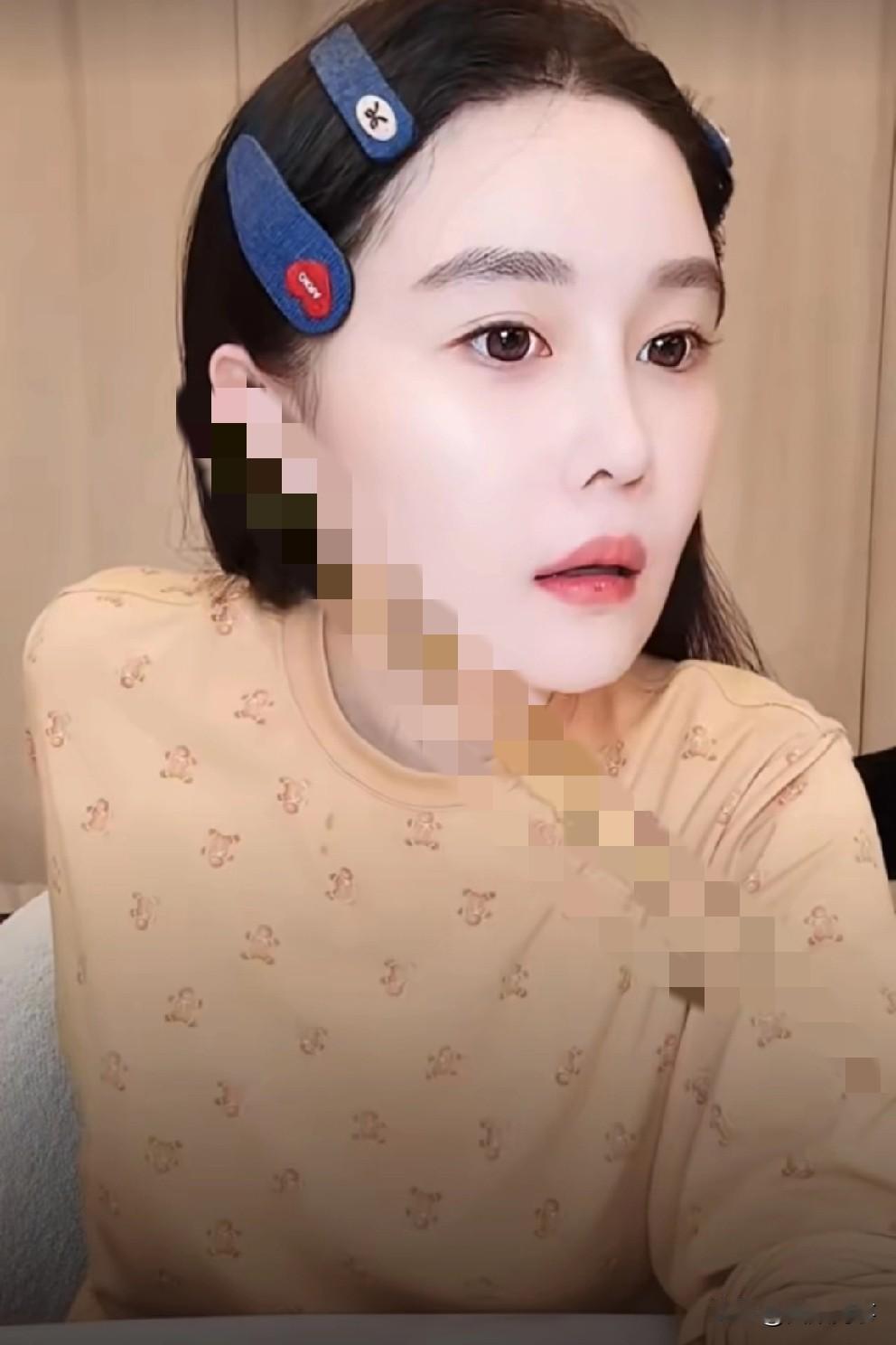四川可乐拜访师父球球！

           四川可乐参加完T佑婚礼，离开锦州