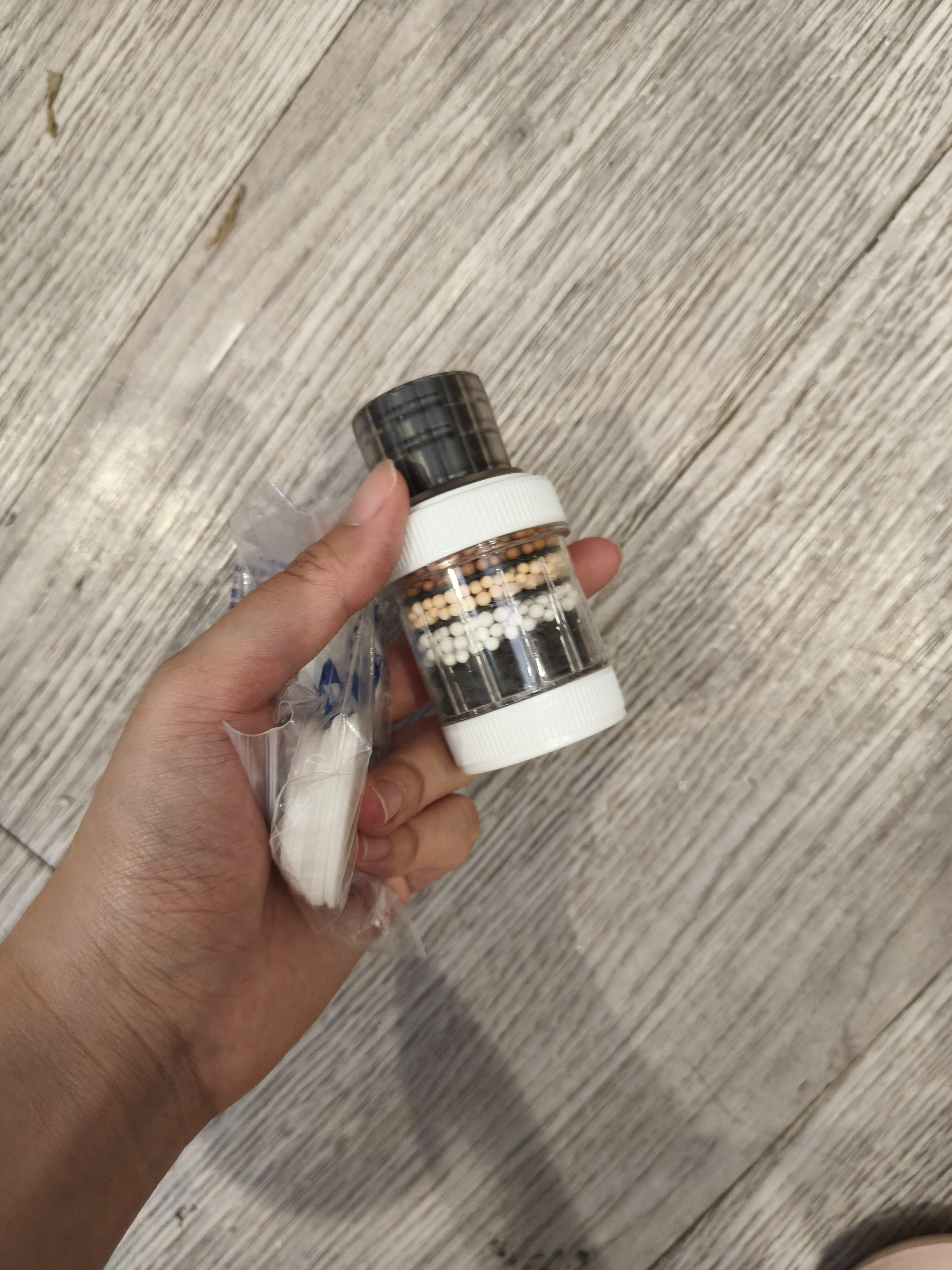 等一下老师们，我才意识到我买的这个东西想过滤水，会不会有毒啊 ​​​