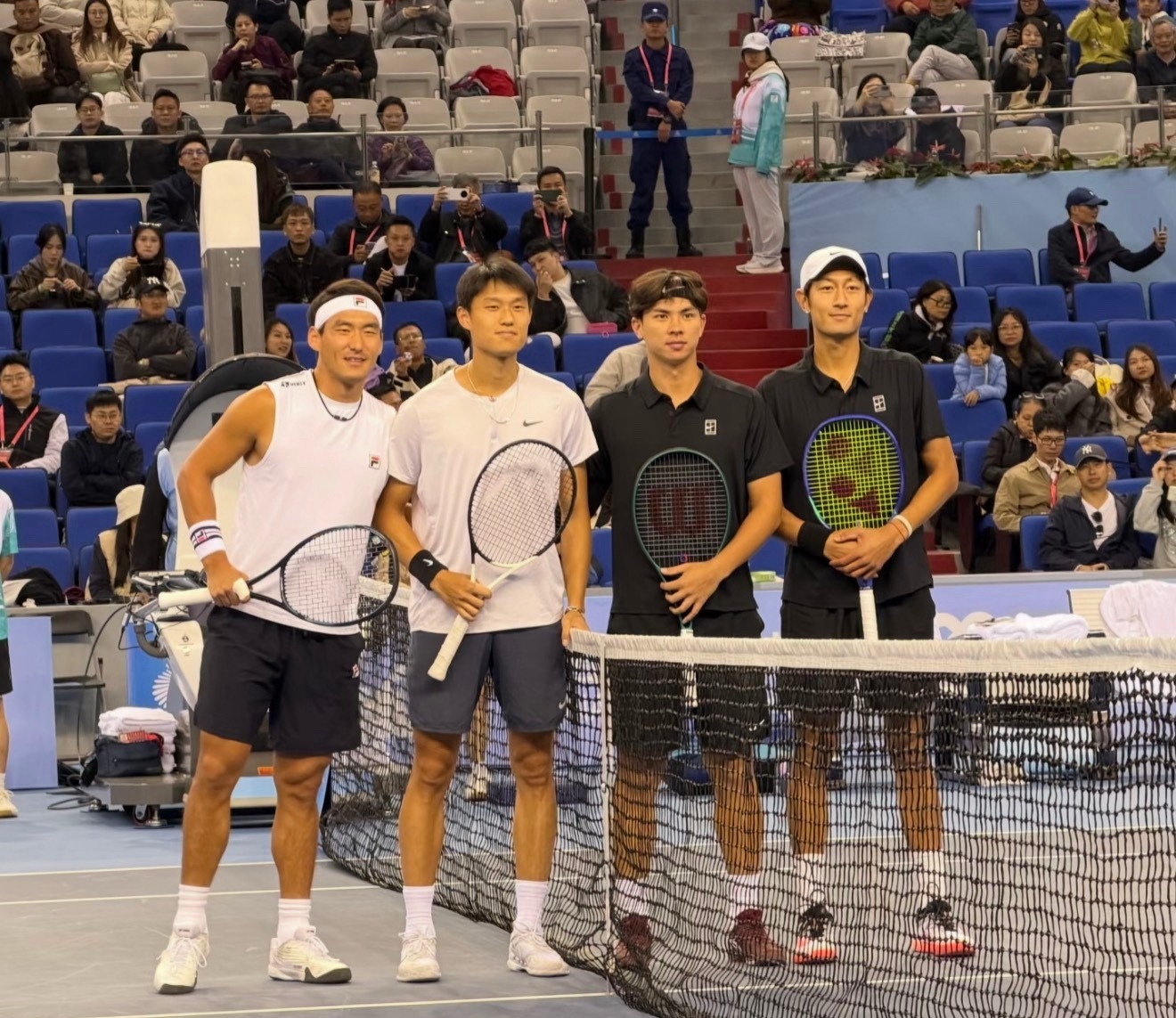 全运会男双决赛，江苏队的唐盛/孙浅6-2/3-6/10-3战胜浙江队的布云朝克特