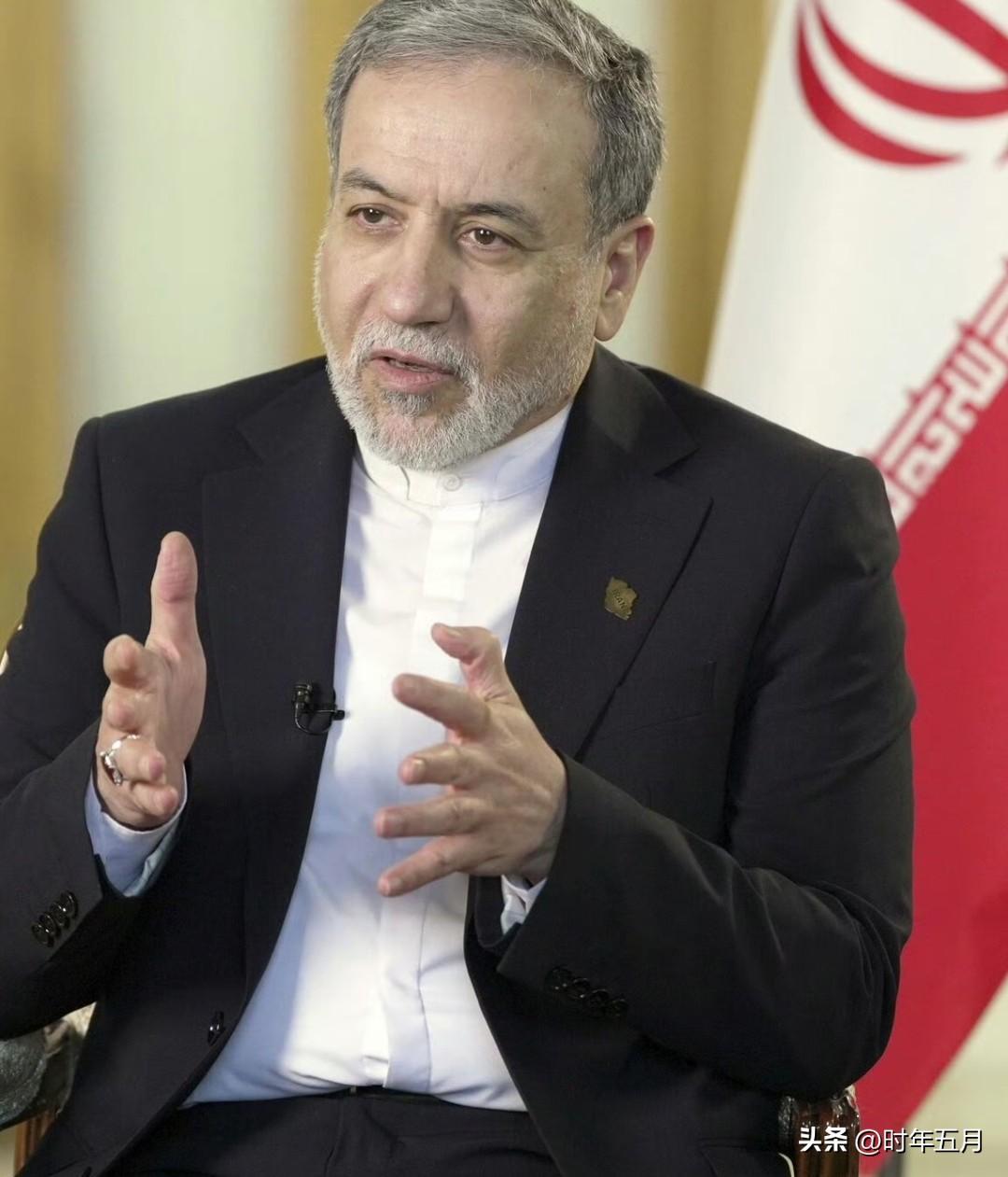 伊朗外长拒绝与美国停火

伊朗拒绝了暂时停火的呼吁，坚持认为任何解决方案都必须包