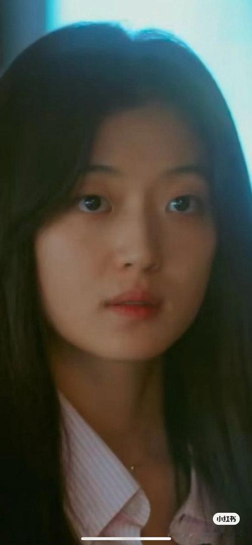 这张脸让人一见钟情有说服力吗资本能少向内娱输送一些普女吗 ​​​