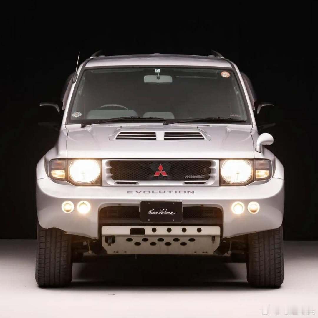 帕杰罗   1997 Mitsubishi Pajero Evolution i