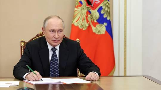 俄罗斯总统弗拉基米尔·普京已正式下达指令，要求政府着手制定一项具有长远规划的战略