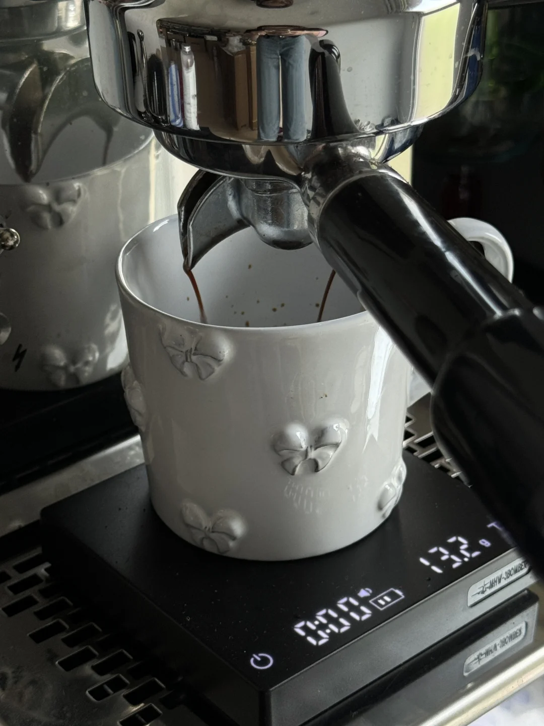 低调的喝一杯🎀