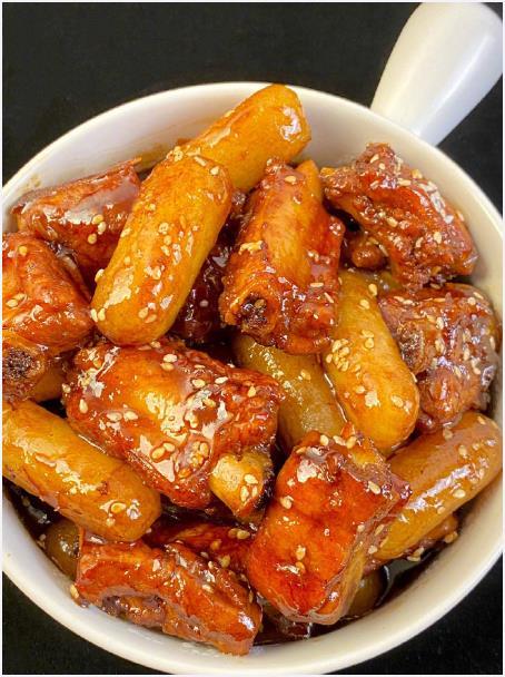 可乐排骨年糕！好吃到舔手指连骨头都不放过我的宝藏食谱