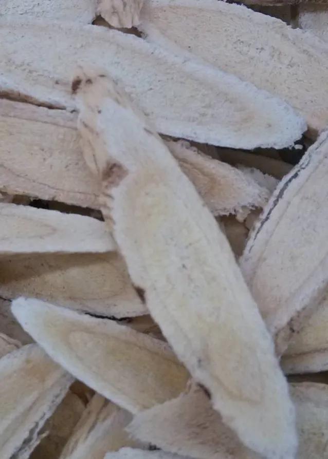 今日亳州中药材市场部分药材价格:猫爪草78元/kg，升麻95元/kg，秦艽98元