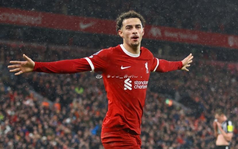 近日，卡拉格谈到了利物浦在客场2-1战胜热刺比赛中的表现，他表示球队在拥有人数优