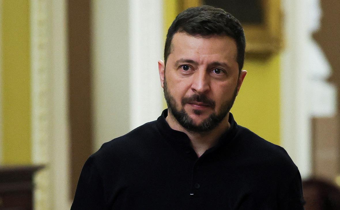 ‼️ 泽连斯基要求乌克兰能源部长和司法部长辞职，此前乌克兰爆发重大腐败丑闻。  