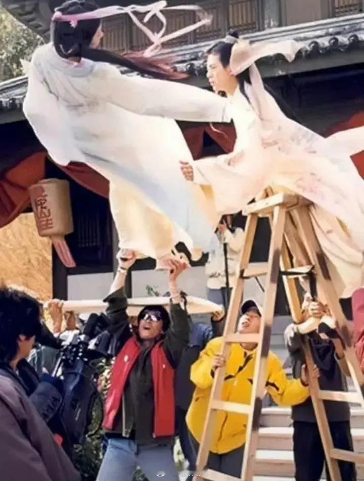 刘亦菲版天龙八部拍摄花絮，怪不得以前的剧看着不出戏，没有p图的虚假感觉[666]