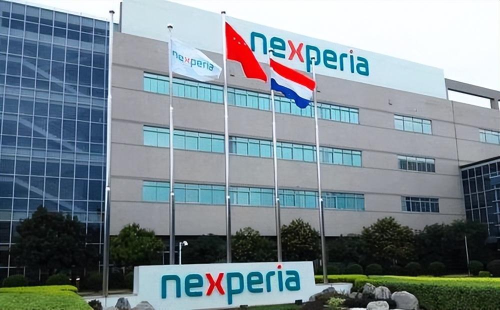 欧洲这些年在政治和经济上的“美式依赖症”真不是说着玩的，尤其是遇到涉及中国相关的