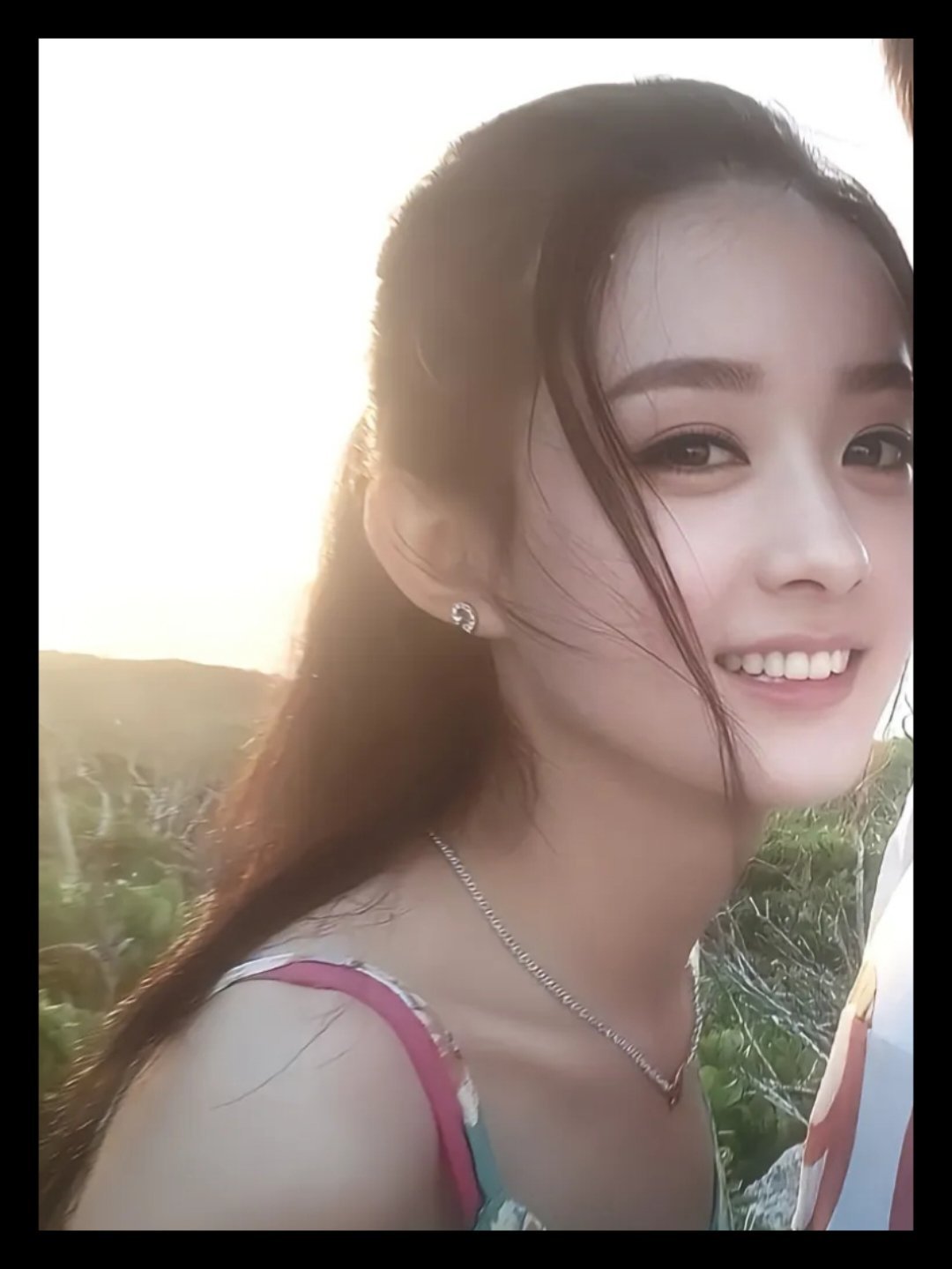 小刀很美的一张脸 ​​​