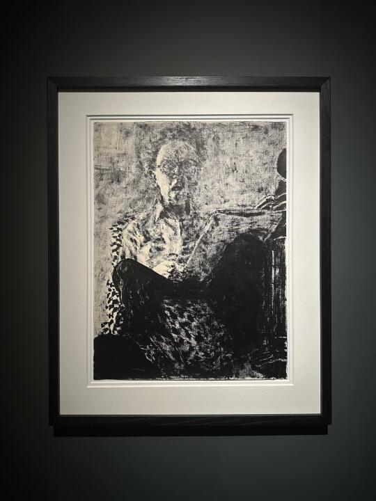 阿利卡（1929-2010）喜欢画张开嘴的自画像，愤怒错愕的表情。这哥...