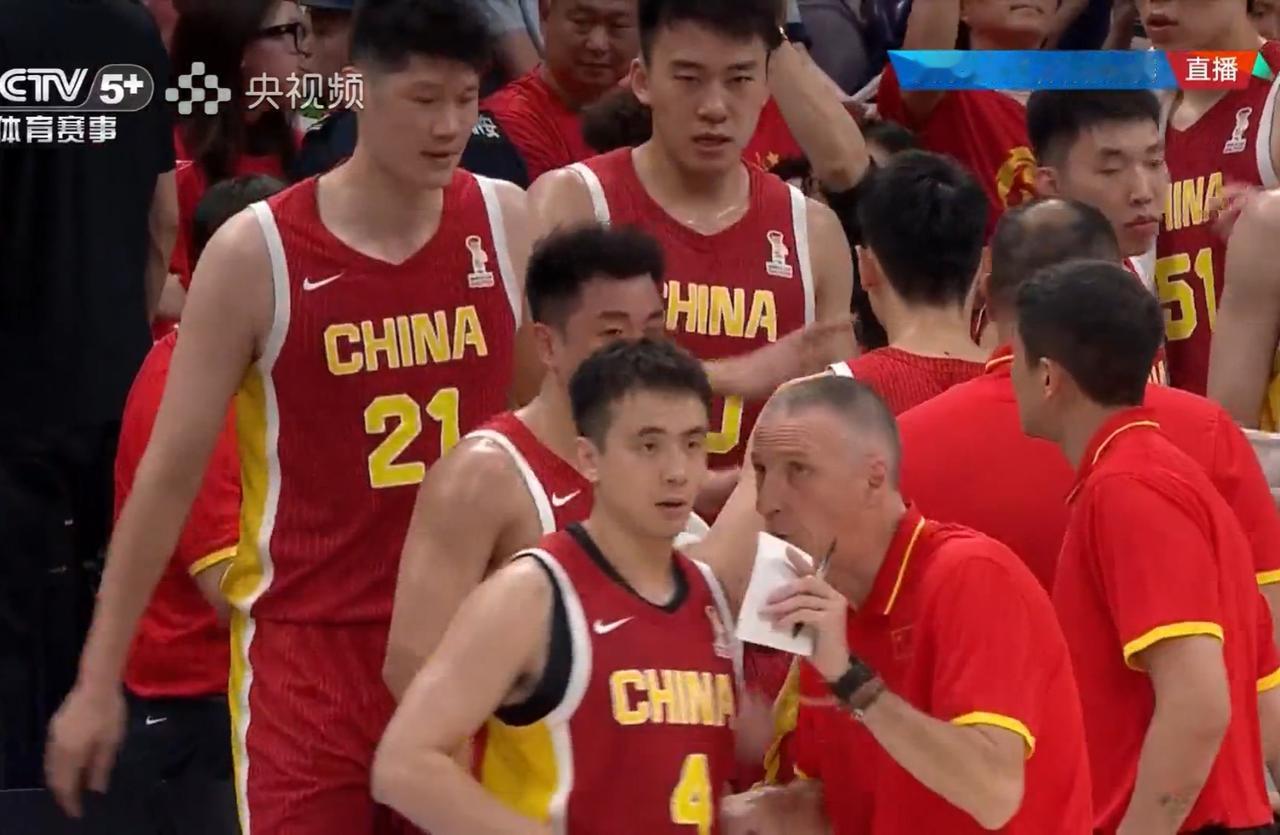 男篮惨败，唯一的观感就是“失望”。

赢了几场热身赛真的算不了什么，都是一些二三