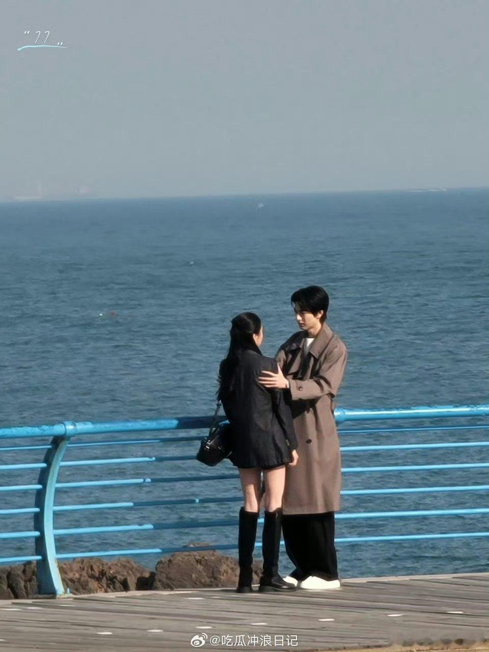 关晓彤终于遇到了有身高差的男主这是什么剧啊，合作男女主了？两个大长腿！林一多高来