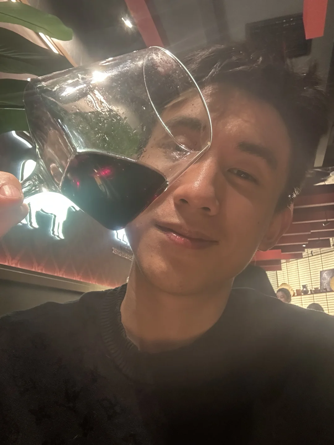 国内葡萄酒市场和圈子为什么始终充斥着鄙视链和优越感？这难道不是水客生意...